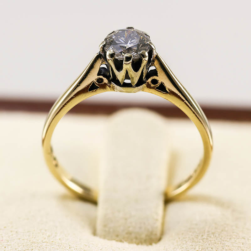 18Ct Gold Diamond Solitaire Ring
