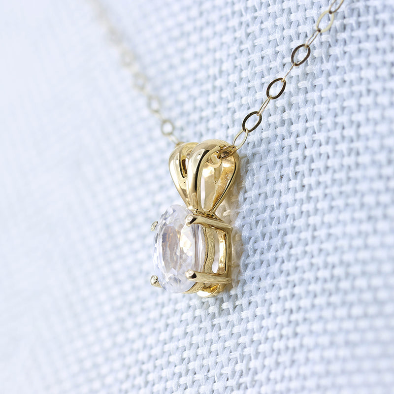 10Ct Gold Zircon Pendant in 10ct Gold