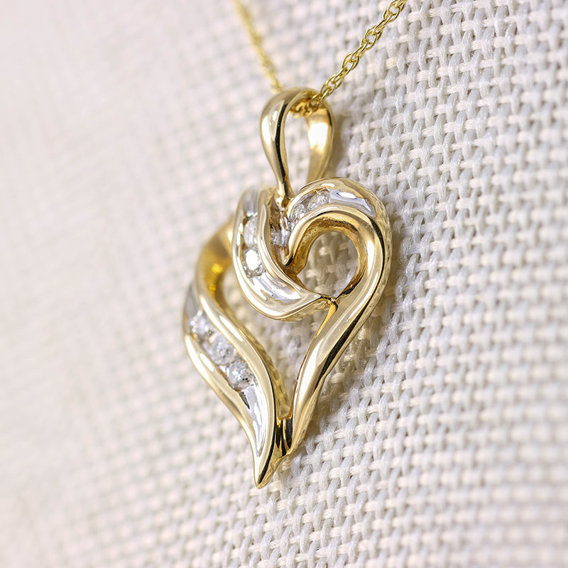 9Ct Gold Diamond Heart necklace