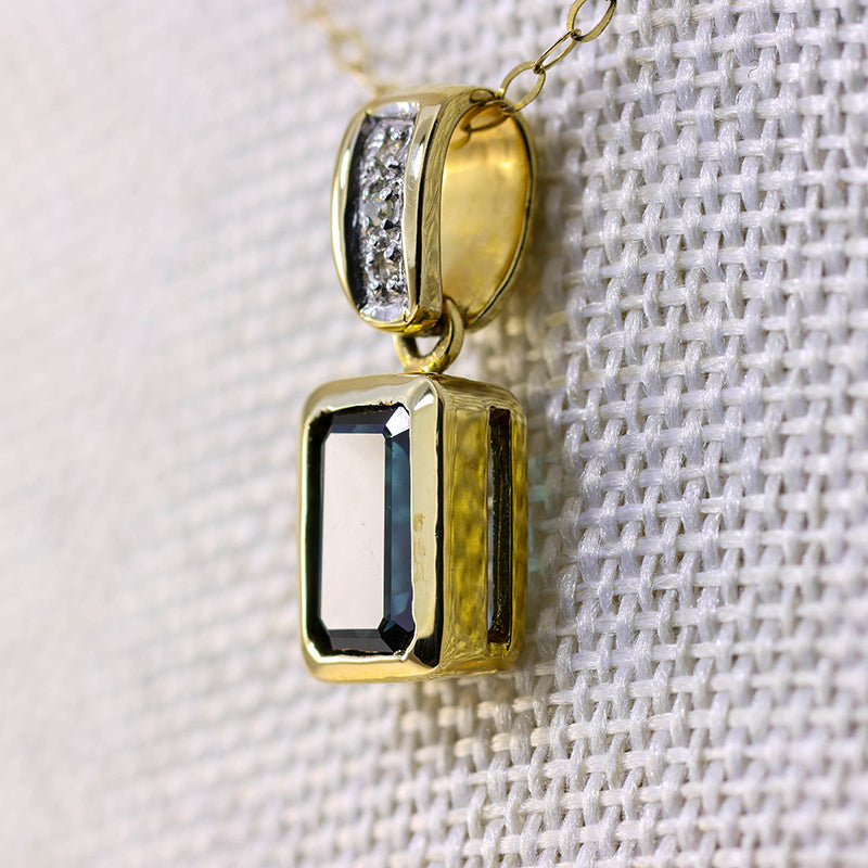 9ct Gold Bezel Set Sapphire & Diamond necklace