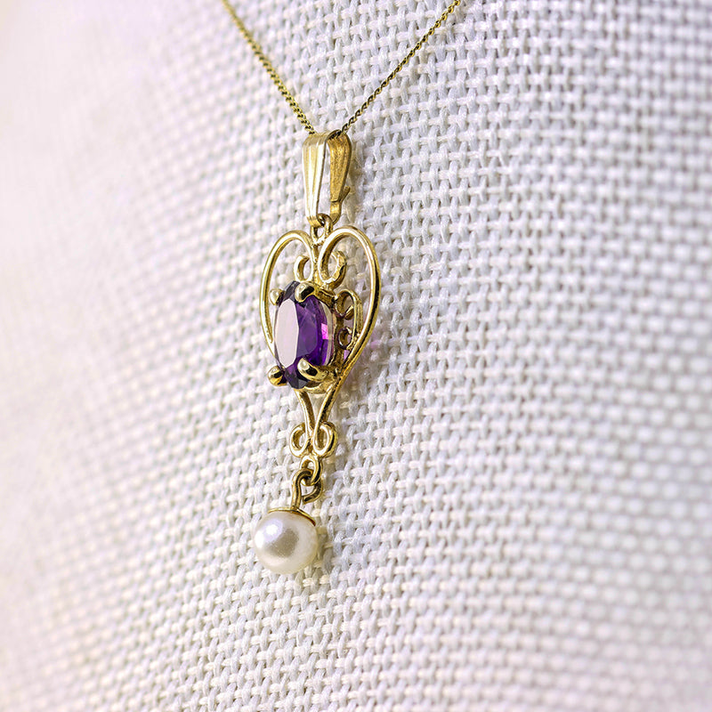 9Ct Gold Amethyst & Faux Pearl Lavalier necklace
