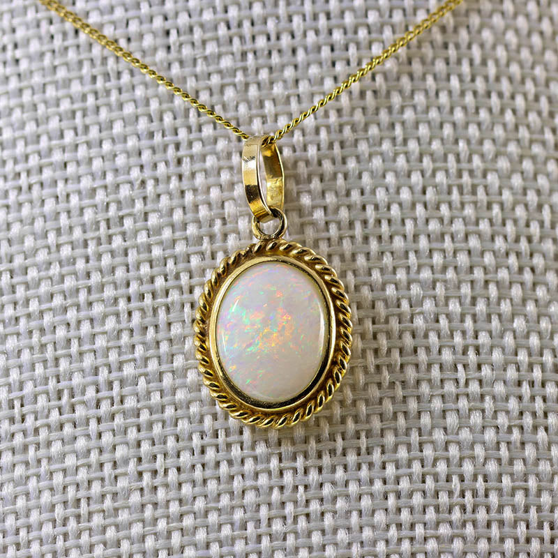 9ct Gold Full Cabachon Pale Opal Pendant