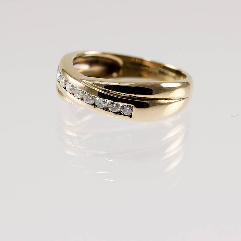 Channel Set Diamond Crossover 9Ct Gold Ring