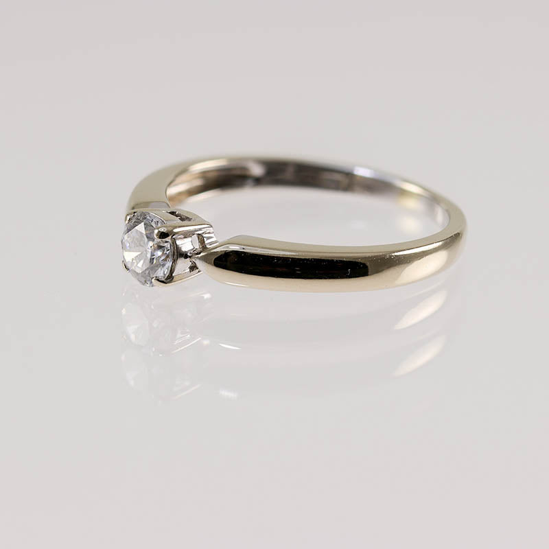 18Ct Gold 0.35Ct Diamond Solitaire Ring