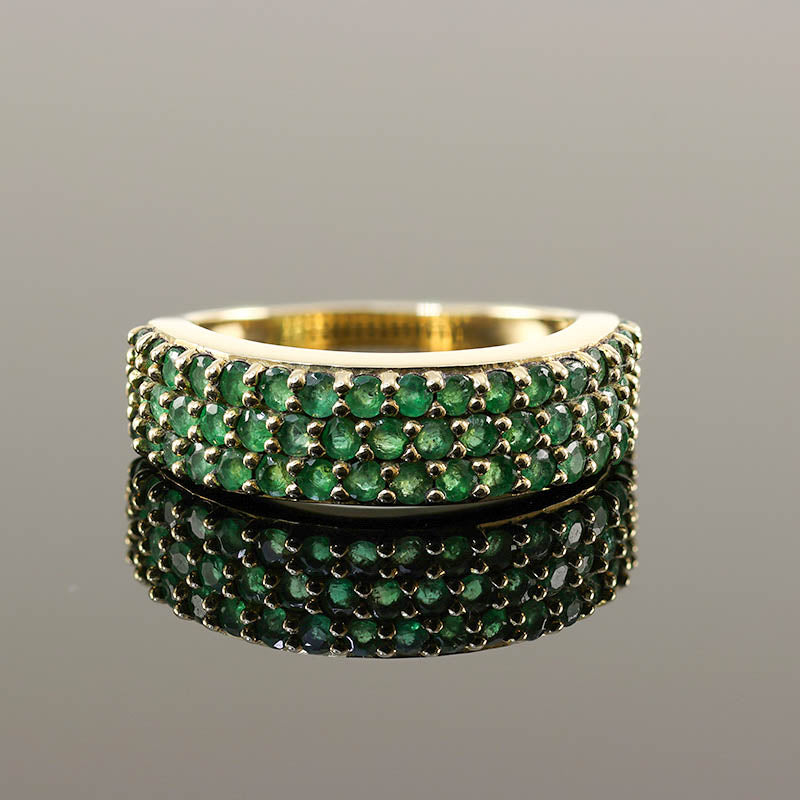 9Ct Gold Emerald Ring in 9ct Gold