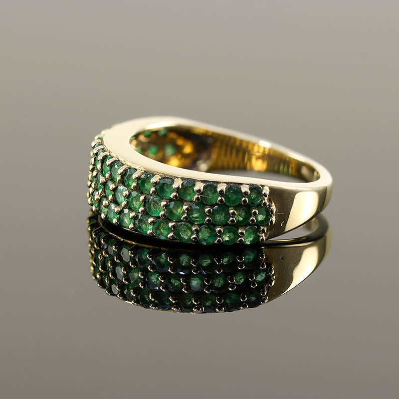 9Ct Gold Emerald Ring in 9ct Gold
