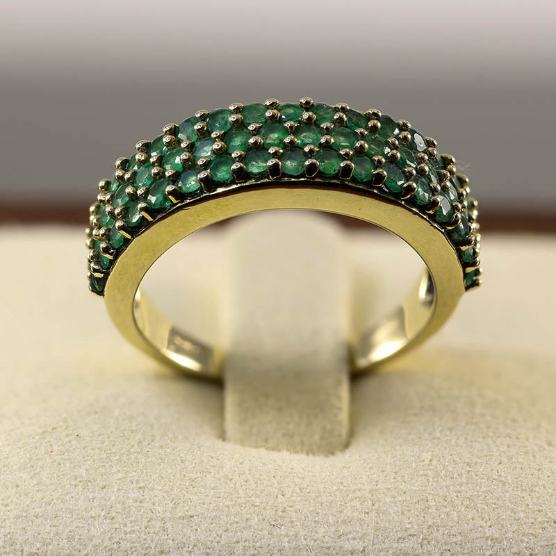 9Ct Gold Emerald Ring in 9ct Gold