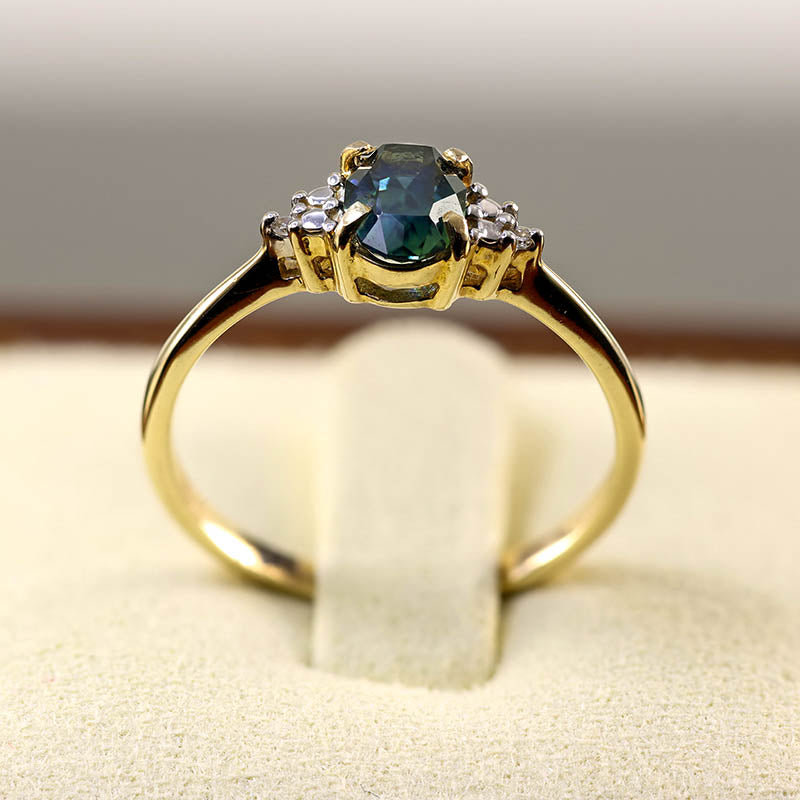 9Ct Gold Diamond & AAA Green Sapphire Dress Ring