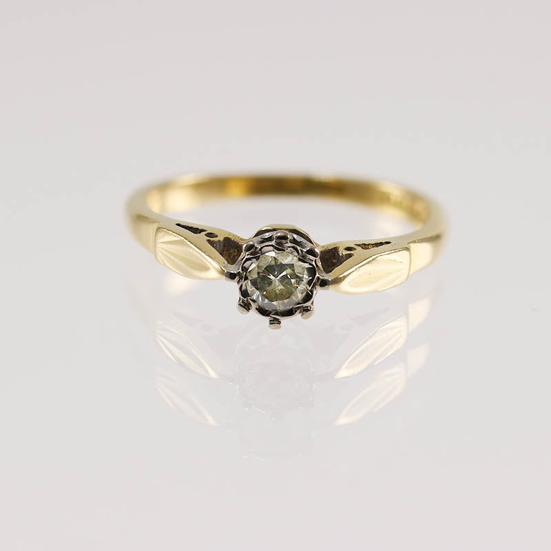 18Ct Gold Diamond Solitaire Ring