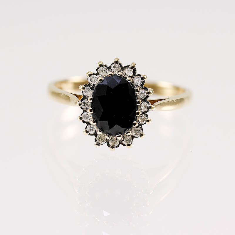 Vintage Sapphire & Diamond Halo 9Ct Gold Ring