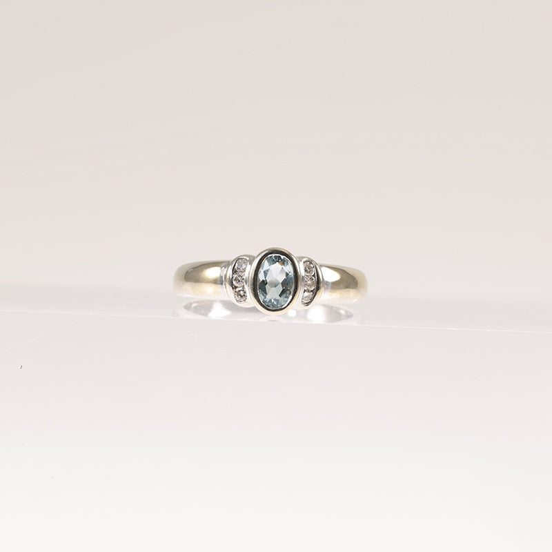 9Ct White Gold Aquamarine & Diamond Ring — preloved 9ct white gold, aquamarine & diamond | Sparklier Fine Jewellery