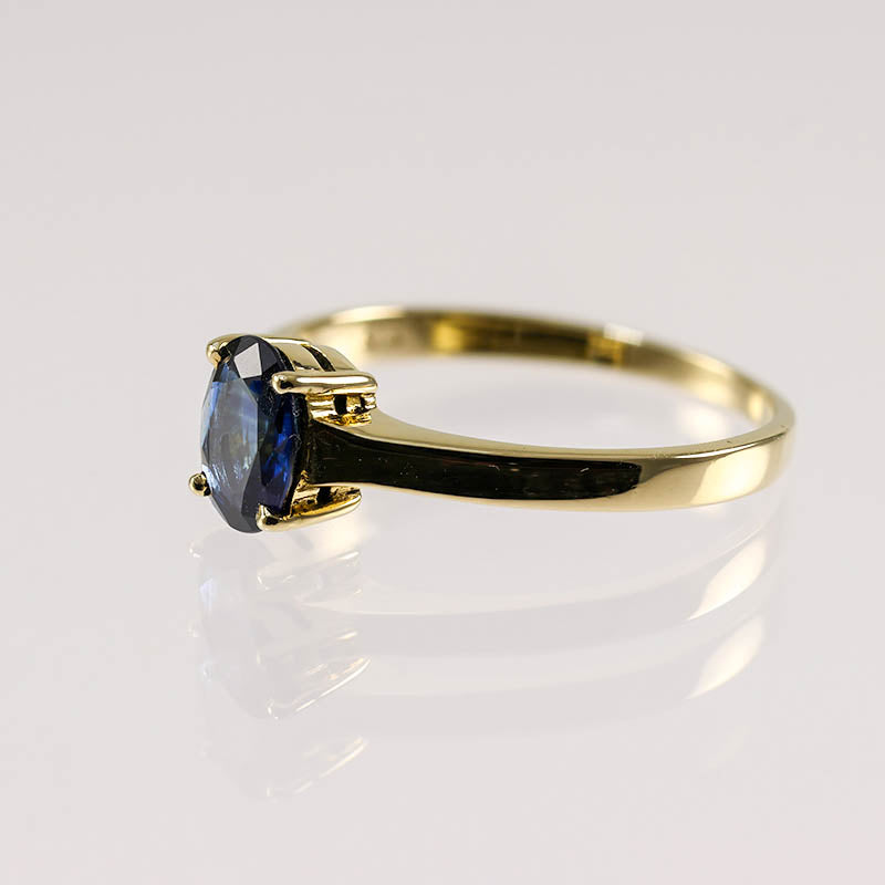 14Ct Gold Sapphire Solitaire Ring
