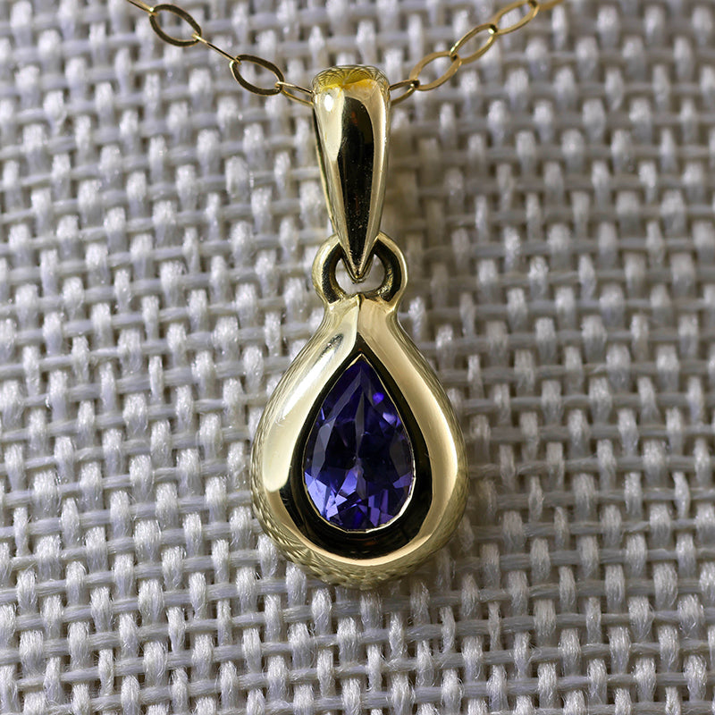 9Ct Gold Tanzanite Teardrop Pendant