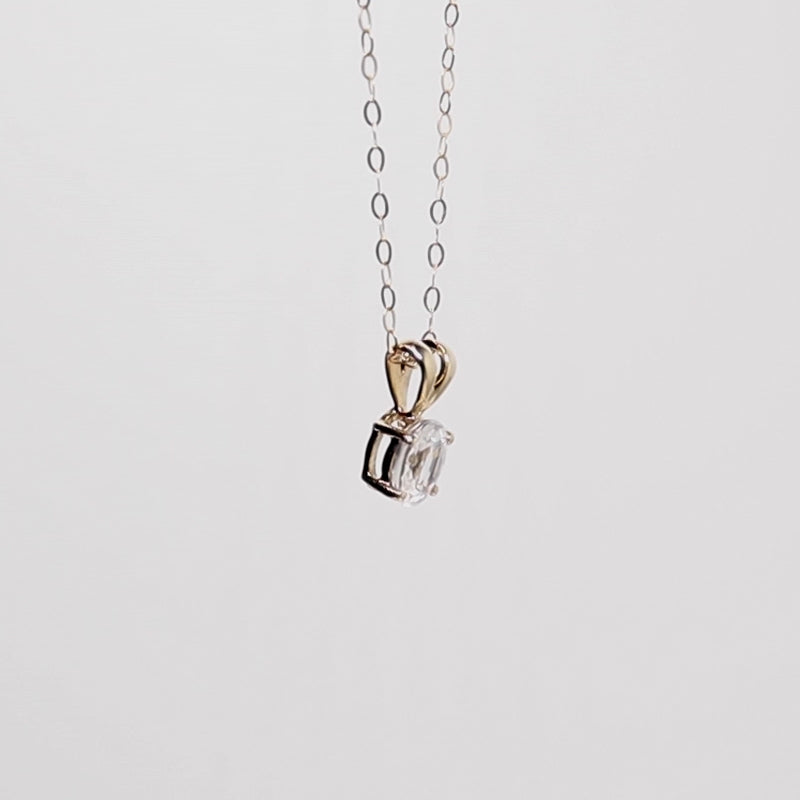 10Ct Gold Zircon Pendant in 10ct Gold