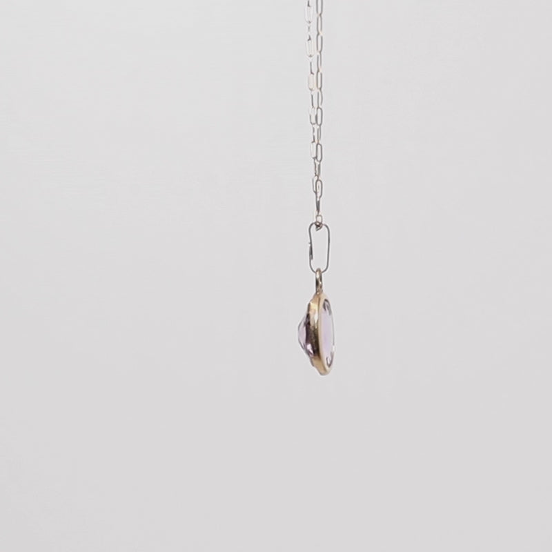 9Ct Gold Oval Cut Amethyst Pendant