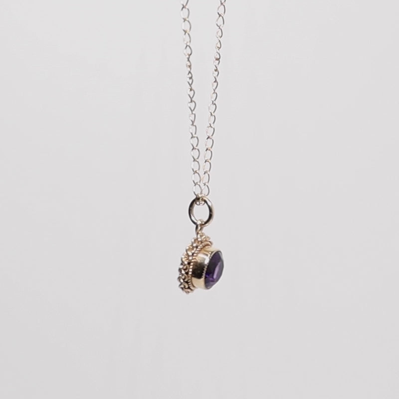 9Ct Gold Graduated Amethyst Drop Pendant