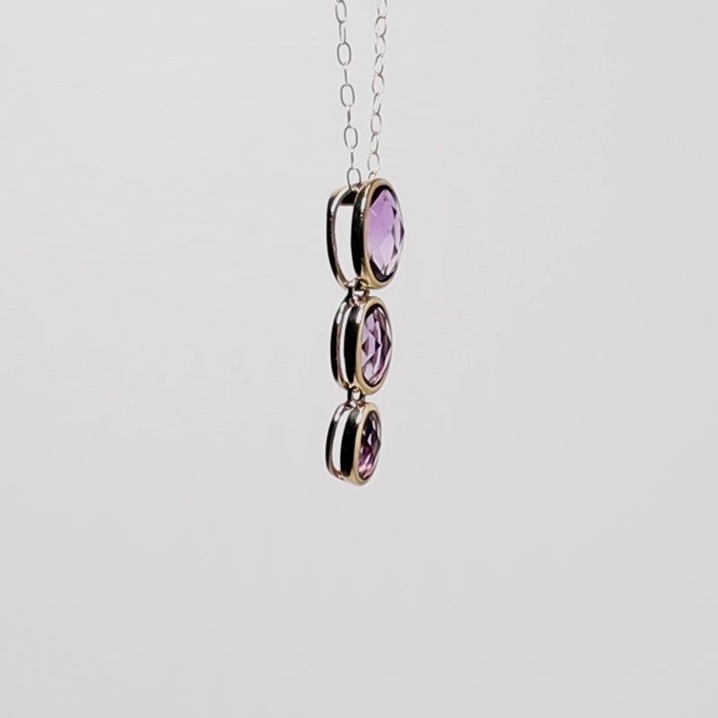 9Ct Gold Antique Round Amethyst Pendant