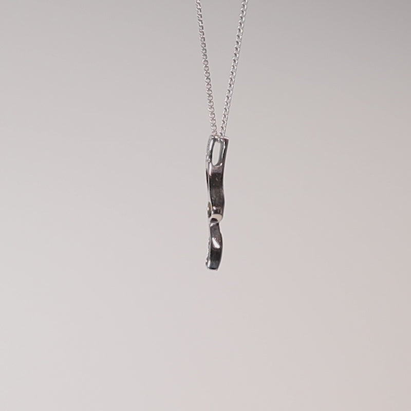 9Ct White Gold Diamond necklace