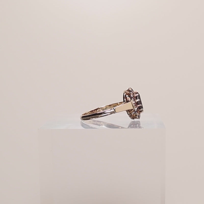 9Ct Gold Garnet Cluster Ring — product video