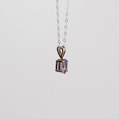 9Ct Gold Claw Set Amethyst Pendant