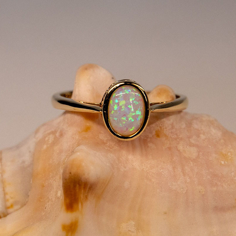 162-9ct-gold-opal-solitaire-ring