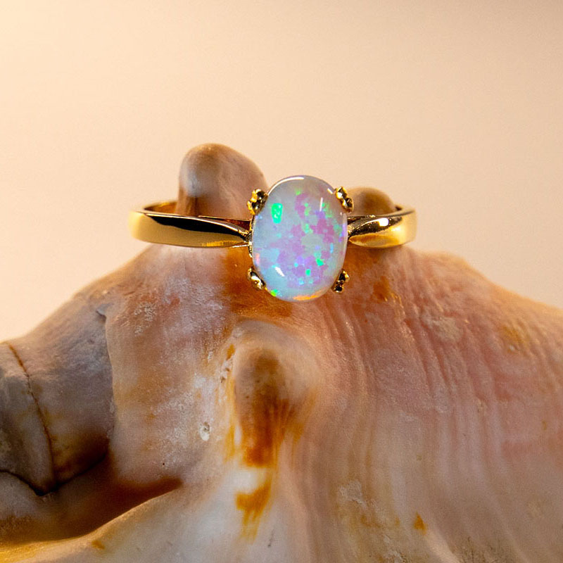 166-9ct-gold-opal-solitaire-style-ring