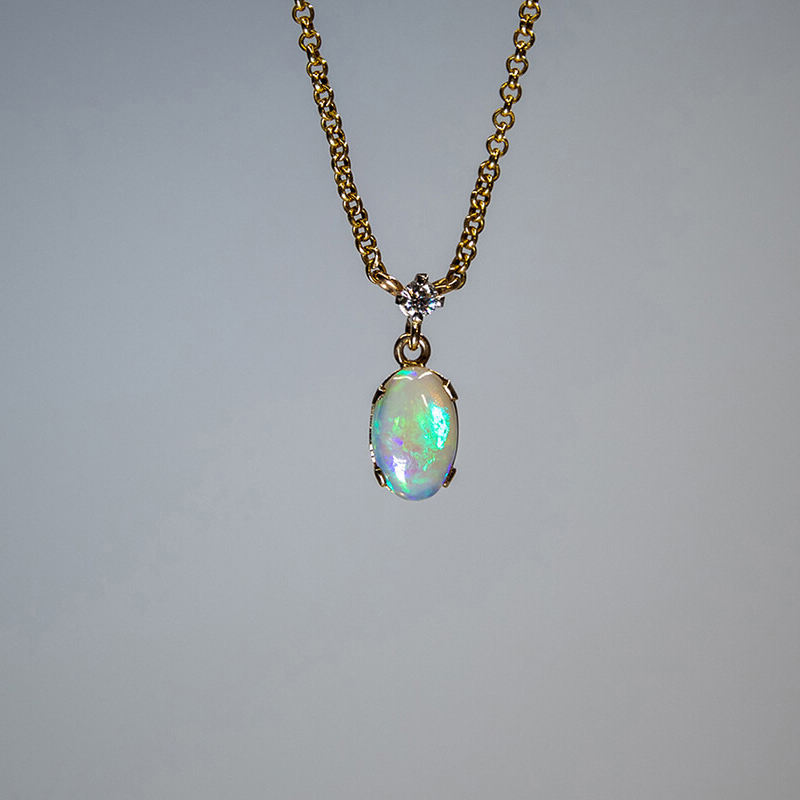 172-9ct-gold-diamond-opal-drop-necklace