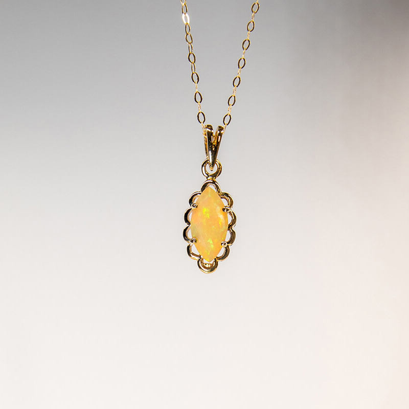 181-9ct-gold-fire-opal-necklace