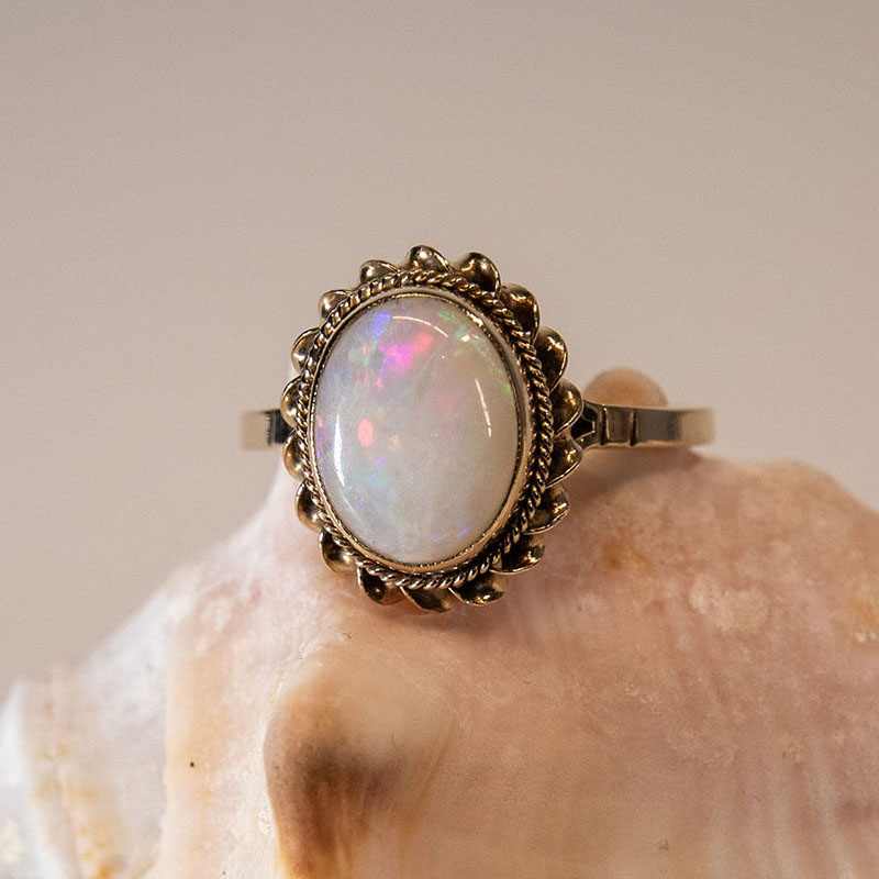 185-9ct-gold-vintage-opal-set-dress-ring