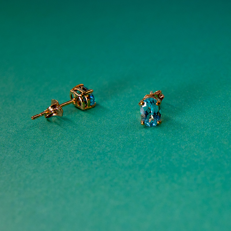 79-9ct-gold-paired-stud-earrings-apatite