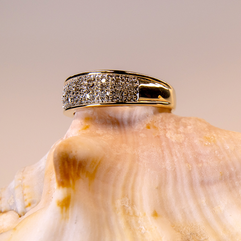 238-9ct-gold-diamond-pave-dress-ring