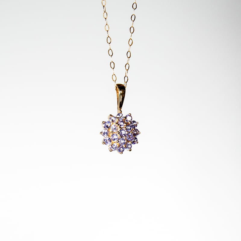 83-9ct-gold-tanzanite-cluster-pendant